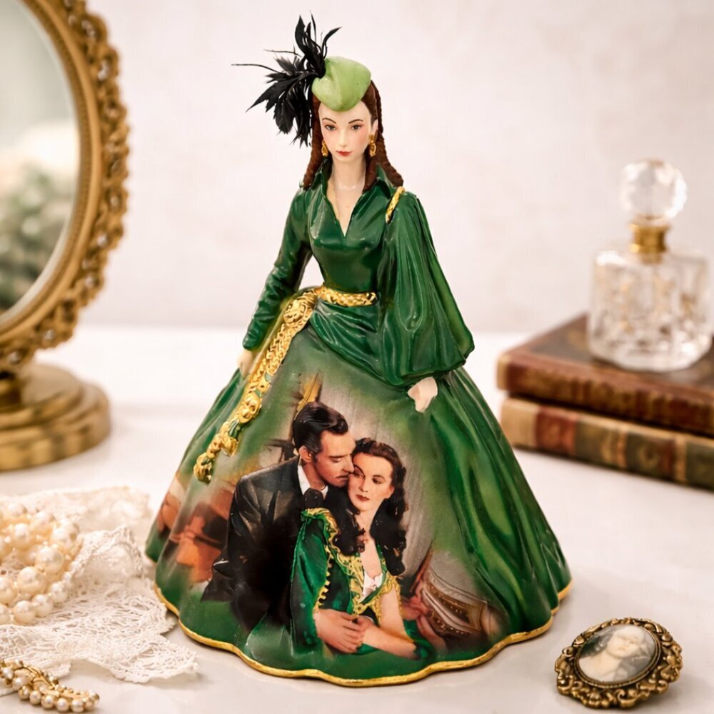Gone With the Wind “Green Velvet Dress” Porcelain Figurine – Bradford Editions
